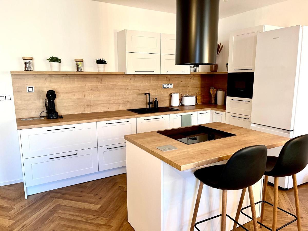 Apartman Elen Nové Město nad Metují Buitenkant foto