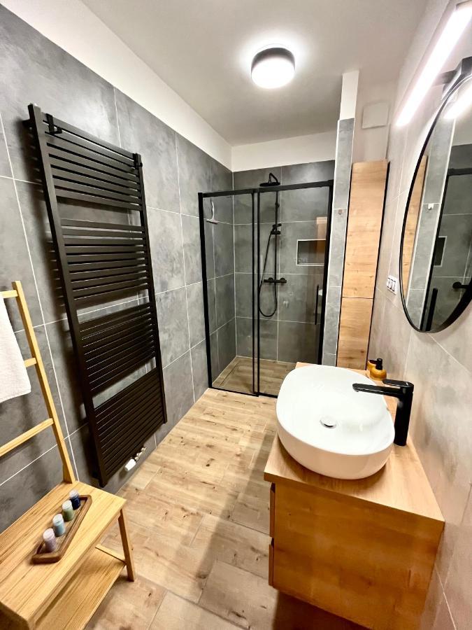 Apartman Elen Nové Město nad Metují Buitenkant foto