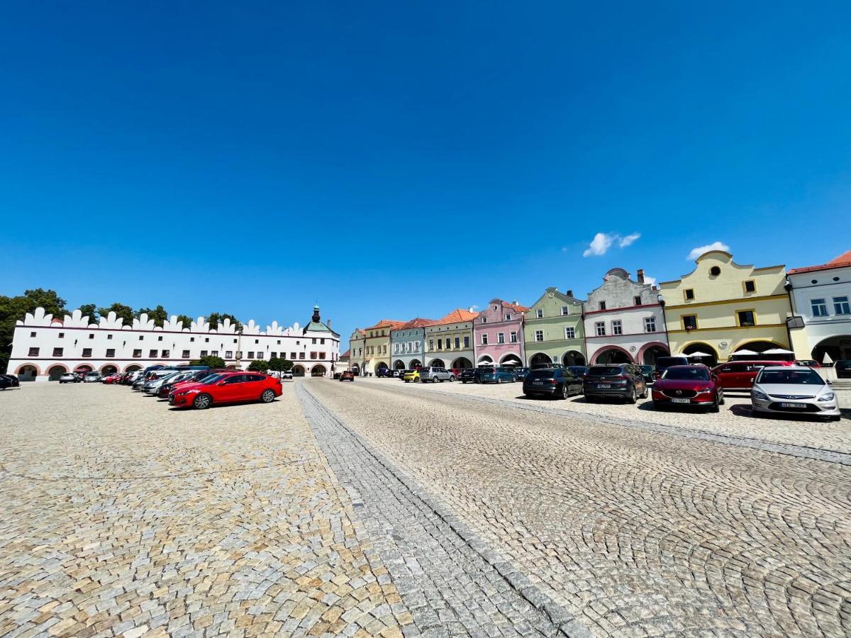 Apartman Elen Nové Město nad Metují Buitenkant foto