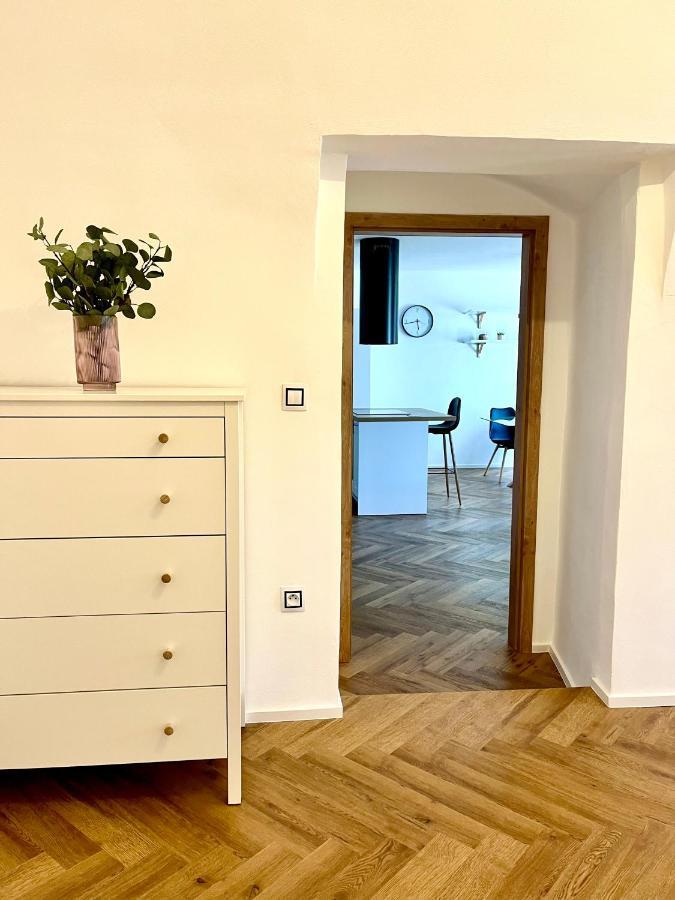 Apartman Elen Nové Město nad Metují Buitenkant foto